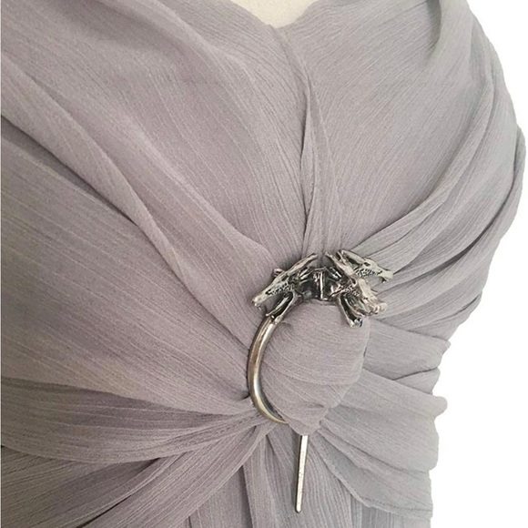 NEW - GOT Mother of Dragons/Khaleesi/Daenerys Costume & Accessories Set - Picture 3 of 10